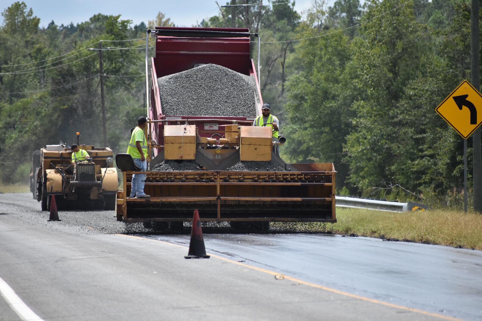 Photo of GDOT work crew resurfacing a roadway