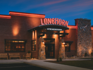 Photo shows the exterior of a LongHorn Steakhouse (Darden Restaurants photo).